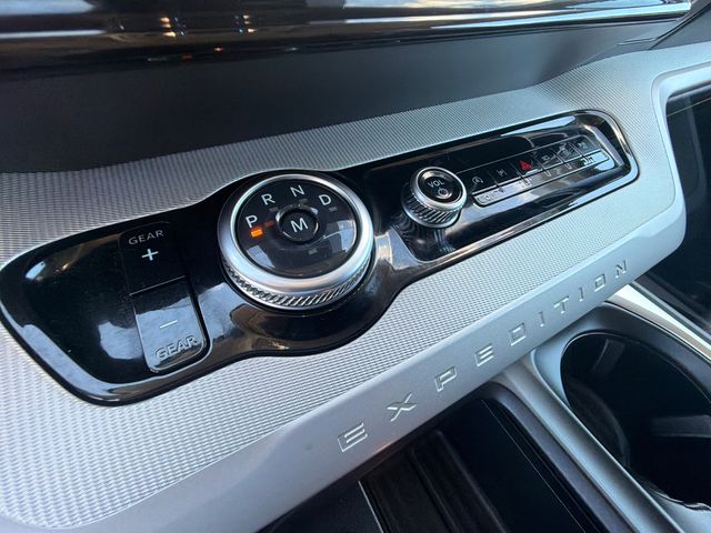 Used 2025 Ford Expedition SUV
