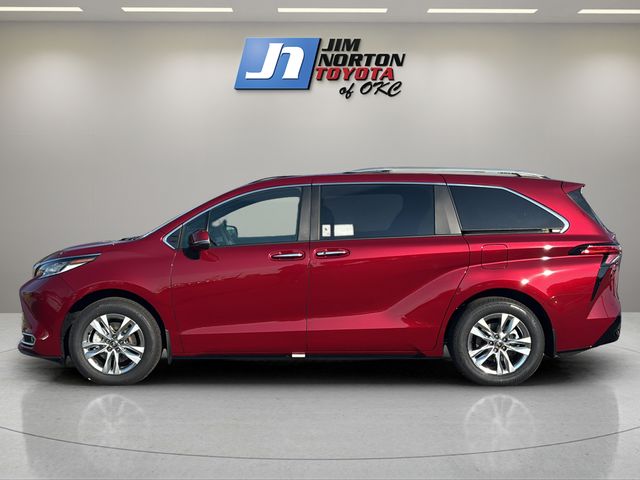 New 2026 Toyota Sienna Van