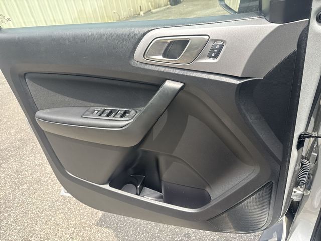 Used 2019 Silver Ford XLT image 25