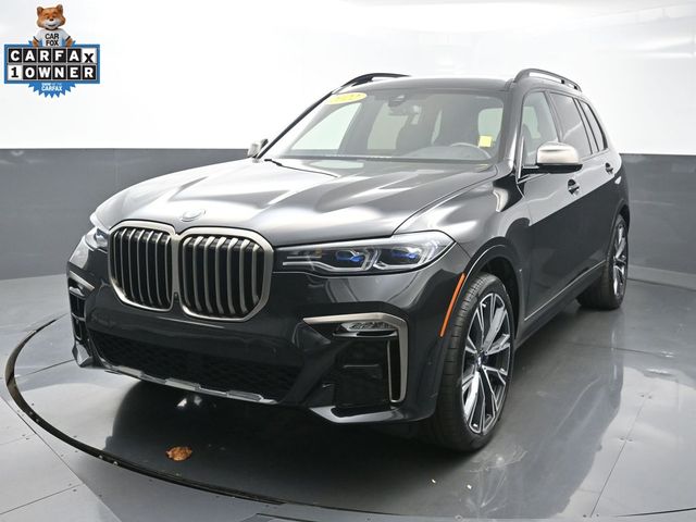 2022 BMW X7 M50i AWD
