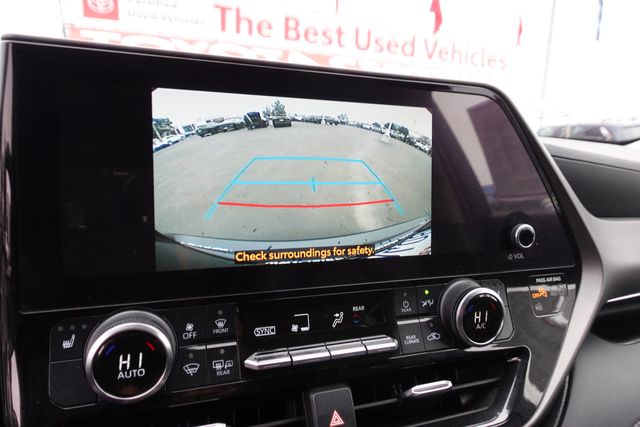 used 2023 Toyota Highlander car, priced at $37,300