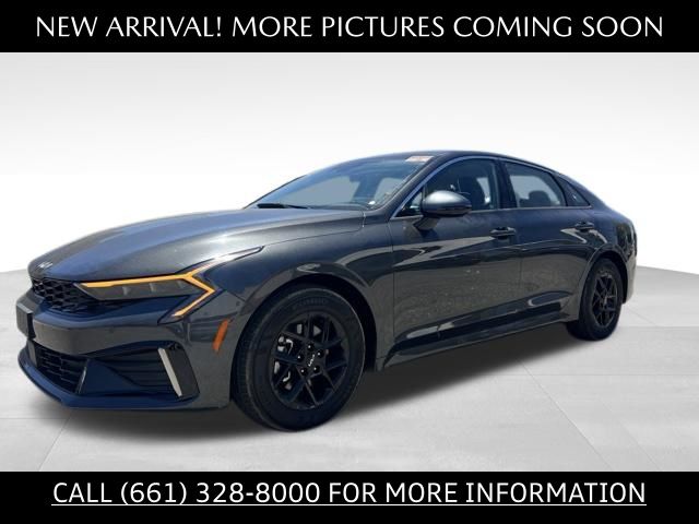 Interstellar Gray 2025 Kia K5 Sedan Front-Wheel Drive 8-Speed Automatic