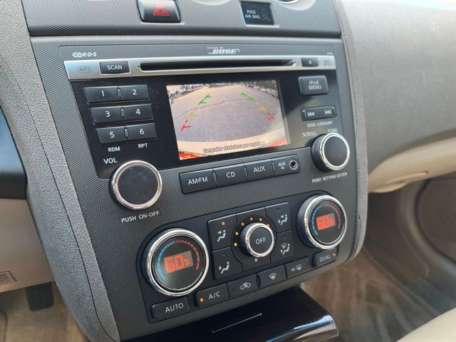 2011 Nissan Altima - Photo 25
