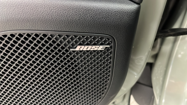 Used 2025 Sage Gray Hyundai Limited image 34