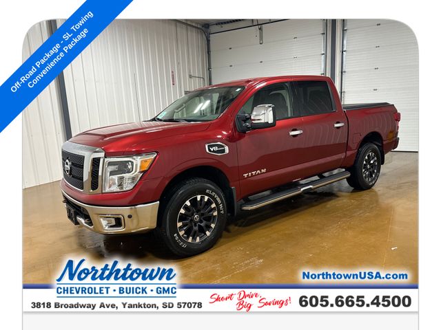 Cayenne Red 2017 Nissan Titan SL Crew Cab 4WD Pickup Truck Four-Wheel Drive 7-Speed Automatic