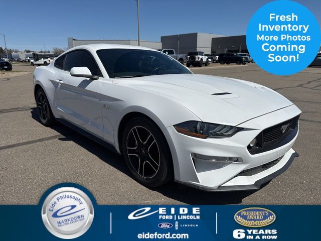 Oxford White 2018 Ford Mustang GT Coupe RWD Coupe Rear-Wheel Drive 6-Speed Manual