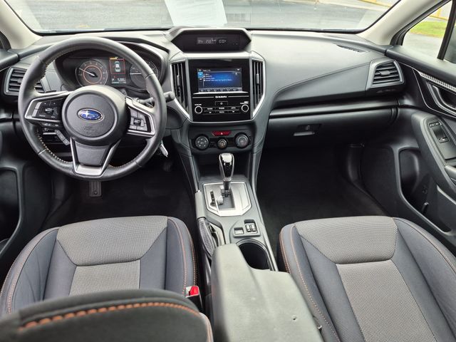 Used 2018 Silver Subaru 2.0i Premium image 27