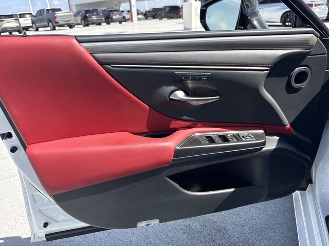 2021 Lexus ES - $34,588