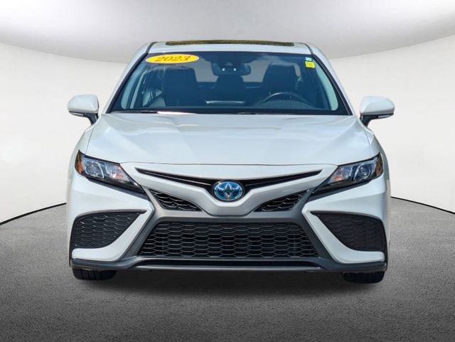 2023 Toyota Camry Hybrid SE 12