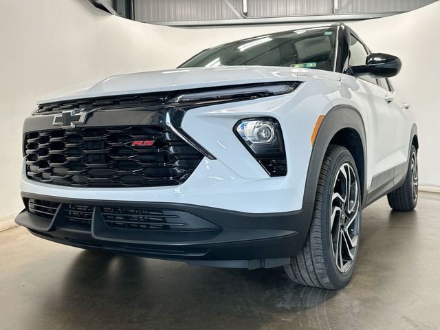 2024 Chevrolet TrailBlazer RS White at Auto Express Mitsubishi