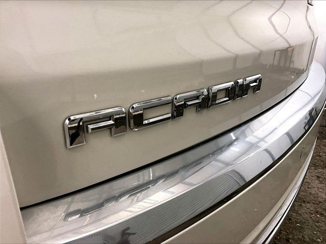 2014 GMC Acadia Denali White at Phil Fitts Ford