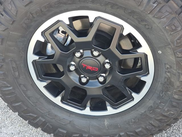 2025 Toyota Tacoma Hybrid:46433A2