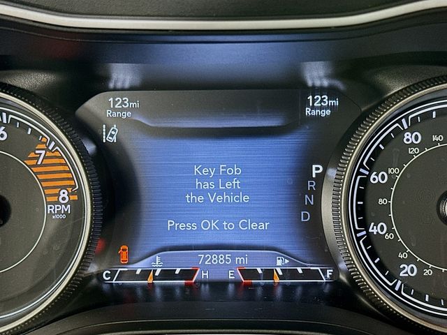 Thumbnail: 2019 Jeep Cherokee - 12