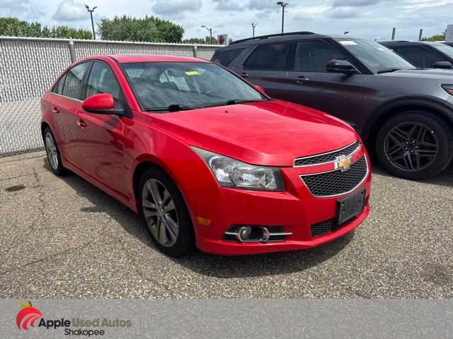 Red 2014 Chevrolet Cruze Sedan Front-Wheel Drive 6-Speed Automatic Overdrive