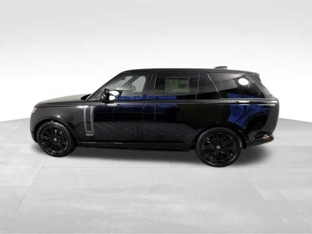 2025 Land Rover Range Rover SE 4