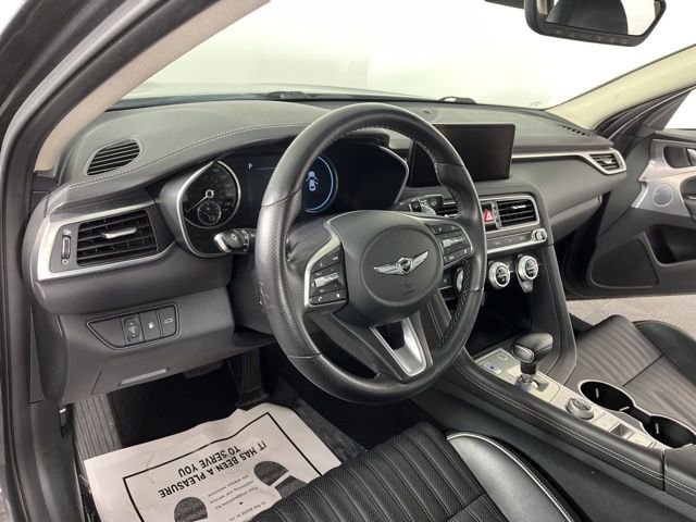 2022 Genesis G70 2.0T 19