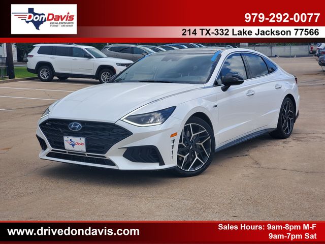 Quartz White 2022 Hyundai Sonata Sedan Front-Wheel Drive 8-Speed Dual Clutch