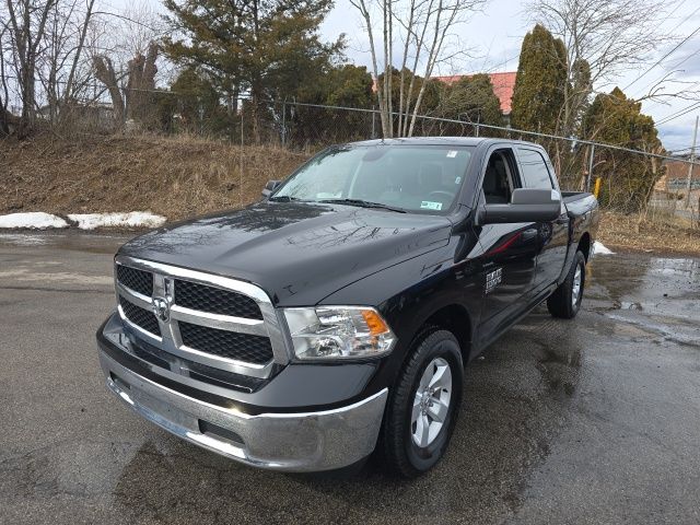 2023 RAM 1500 Classic SLT Crew Cab 4WD