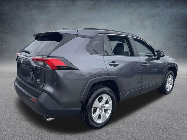 2021 Toyota RAV4 XLE 9