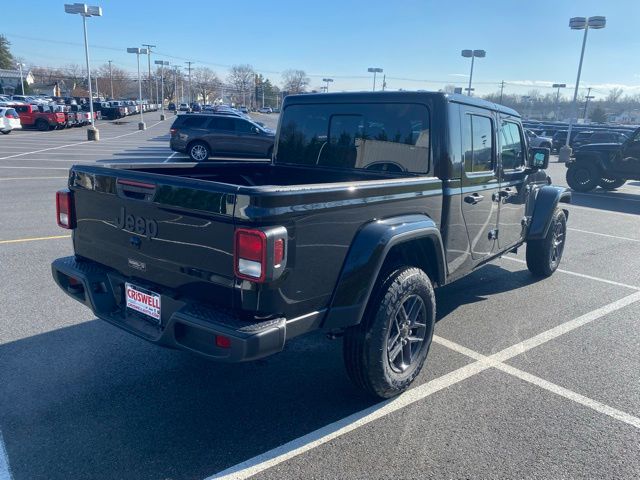 new 2026 Jeep Gladiator car, priced at $39,203