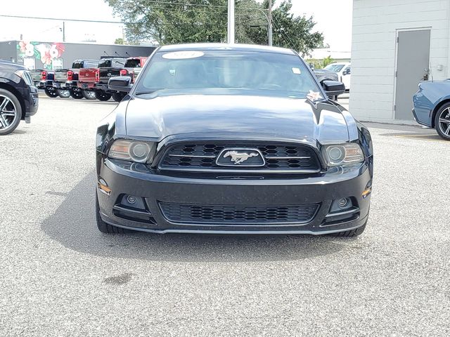 2014 Ford Mustang V6 Premium 2