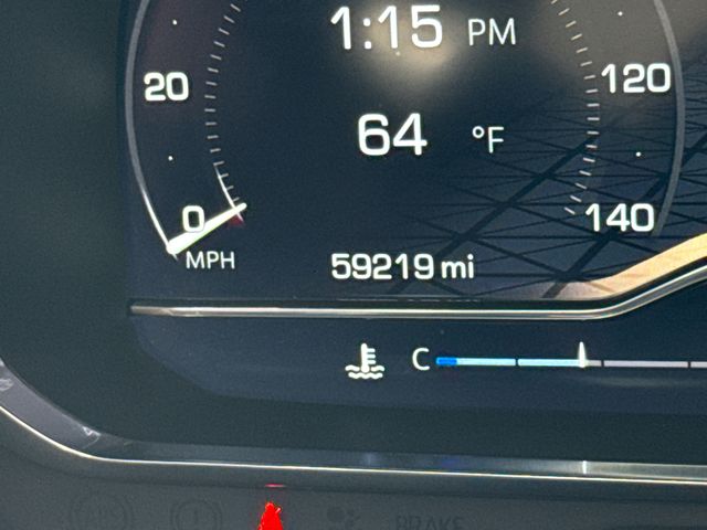 Used 2024 White GMC AT4 image 30