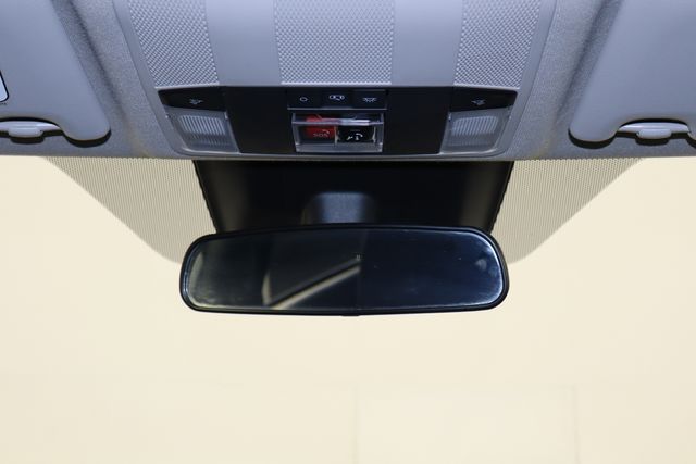 MitsubishiEclipse Cross22