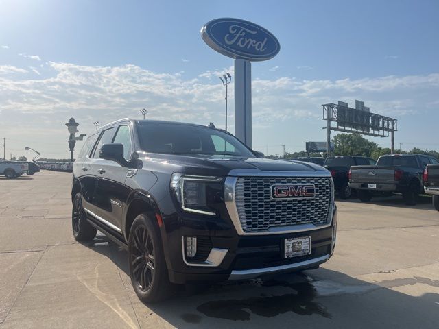 2021 GMC Yukon Denali 2