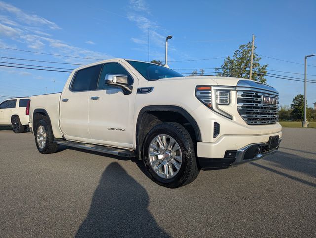 White Frost Tricoat 2023 GMC Sierra 1500 Denali Crew Cab 4WD Pickup Truck Four-Wheel Drive Automatic