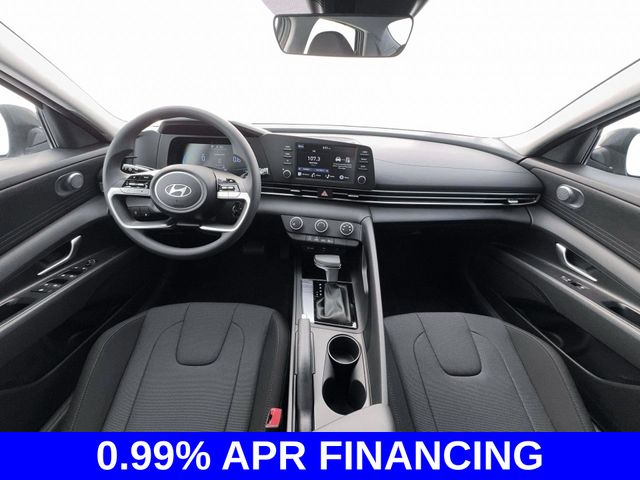 New 2026 White Hyundai SE image 16