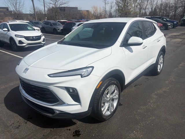 Summit White 2024 Buick Encore GX Preferred FWD SUV / Crossover Front-Wheel Drive Continuously Variable Transmission