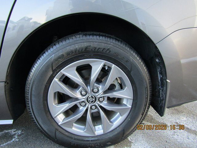 used 2024 Toyota Sienna car, priced at $39,999