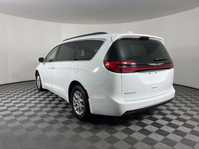 2022 Chrysler Pacifica Touring L 7