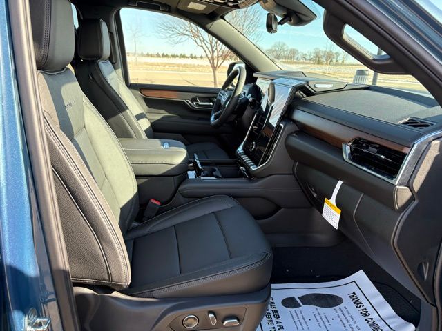 2026 GMC Yukon 4WD Denali