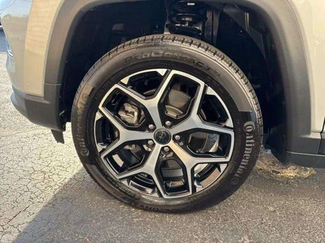JeepCompass12