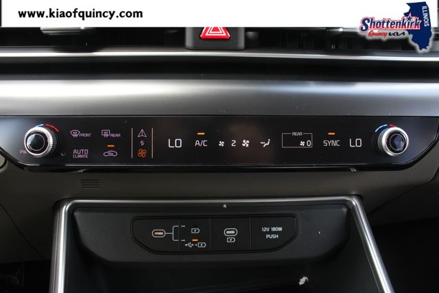 New 2026 Kia Carnival MPV Van