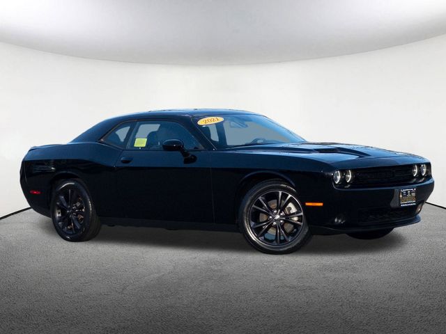 2021 Dodge Challenger SXT 2