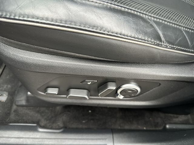 2024 Hyundai Palisade Calligraphy Silver at Auto Express Mitsubishi
