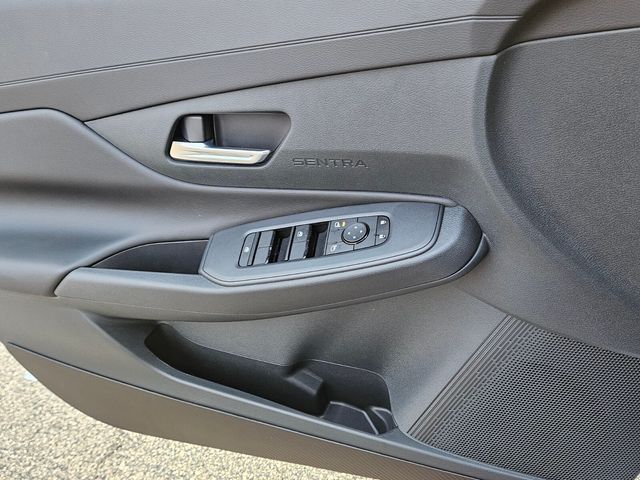 New 2026 White Nissan SV image 27