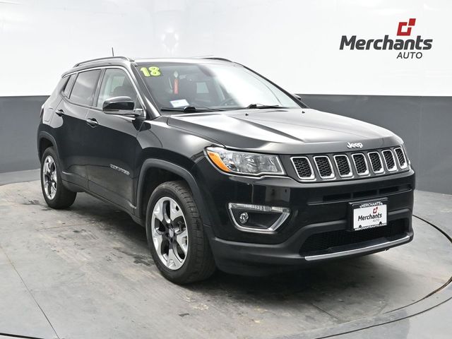 Diamond Black Crystal Pearlcoat 2018 Jeep Compass SUV / Crossover Four-Wheel Drive 9-Speed Automatic