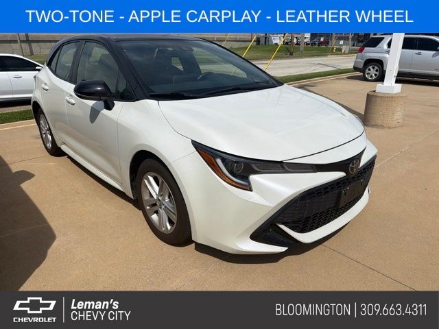 White (Blizzard Pearl) 2020 Toyota Corolla Hatchback Hatchback Front-Wheel Drive Continuously Variable Transmission