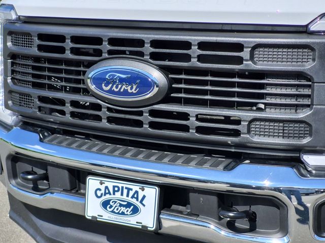 Used 2024 White Ford XL image 36