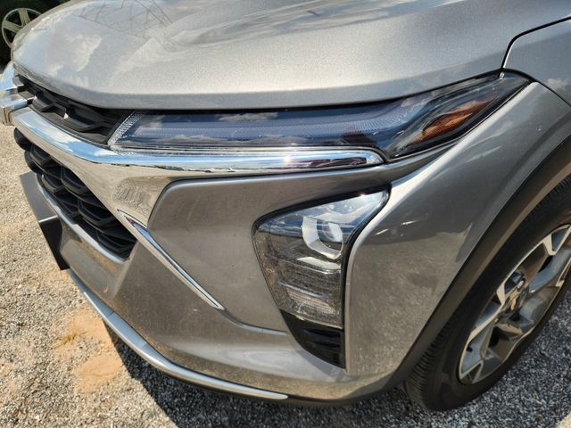 2025 Chevrolet Trax LT Gray at Ross Downing Buick GMC