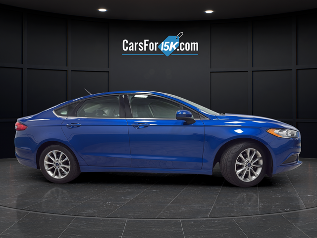 Used 2017 Lightning Blue Ford SE image 8