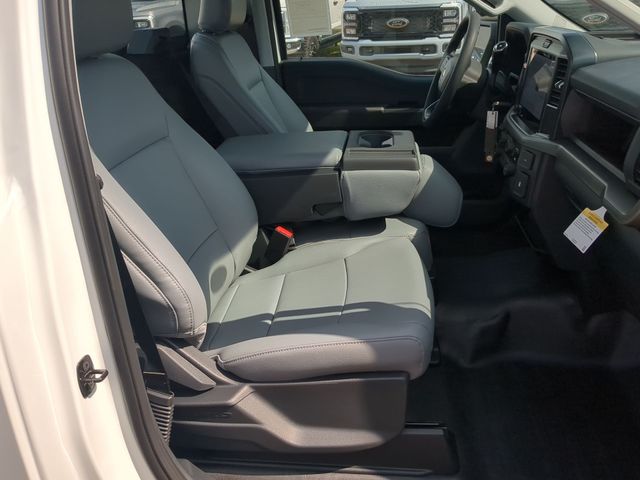 New 2026 Oxford White Ford XL image 37