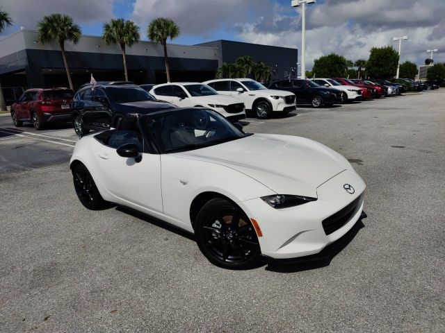 2021 Mazda MX-5 Miata Club 2