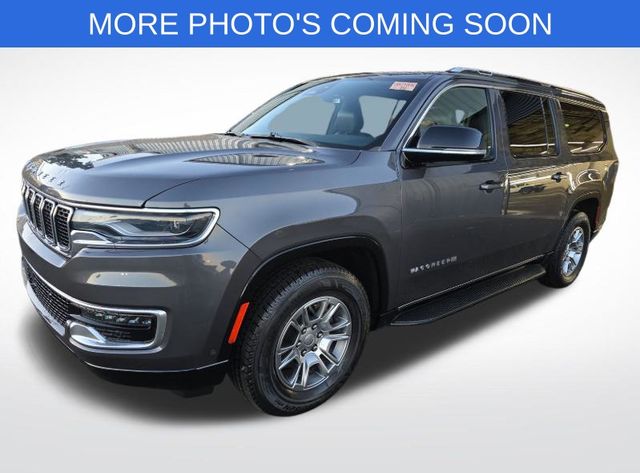 Baltic Gray Metallic Clearcoat 2023 Jeep Wagoneer L 4WD SUV / Crossover Four-Wheel Drive 8-Speed Automatic