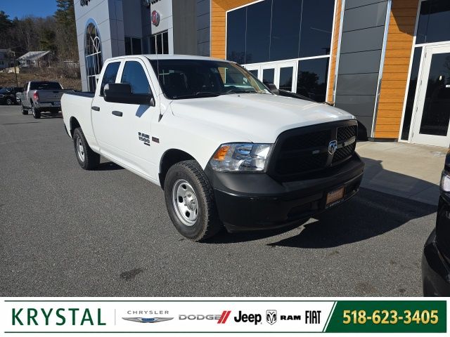 Bright White Clearcoat 2022 RAM 1500 Classic Tradesman Quad Cab 4WD Pickup Truck Four-Wheel Drive 8-Speed Automatic