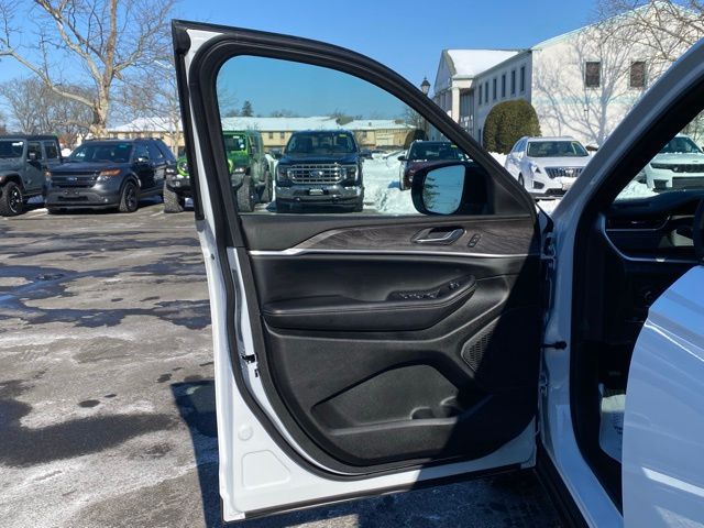 2024 Jeep Grand Cherokee L