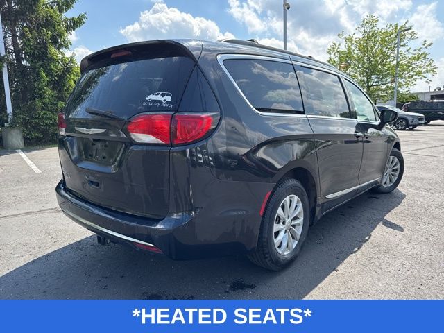 Used 2017 Chrysler Pacifica For Sale in Livonia, MI